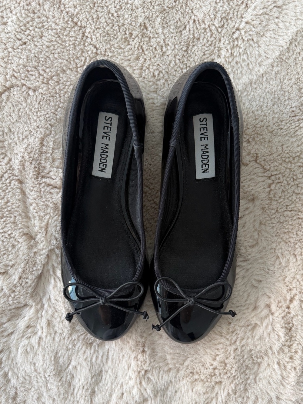 Steve Madden Black Ballet Flats